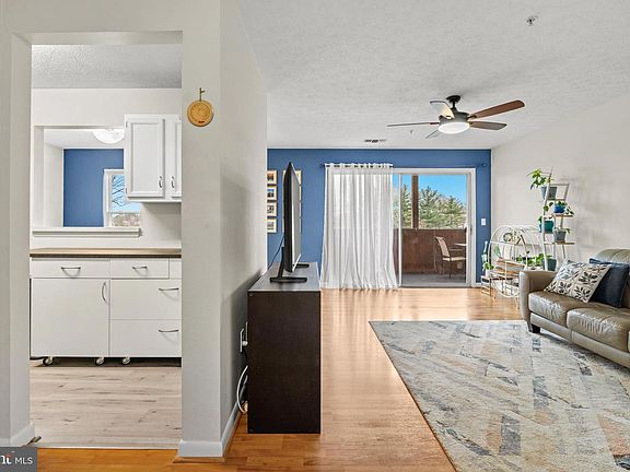 4th image of 1803 Snow Meadow Ln Unit 202