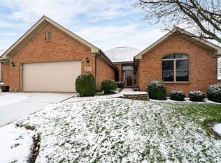 285 Christopher Dr, Centerville, OH