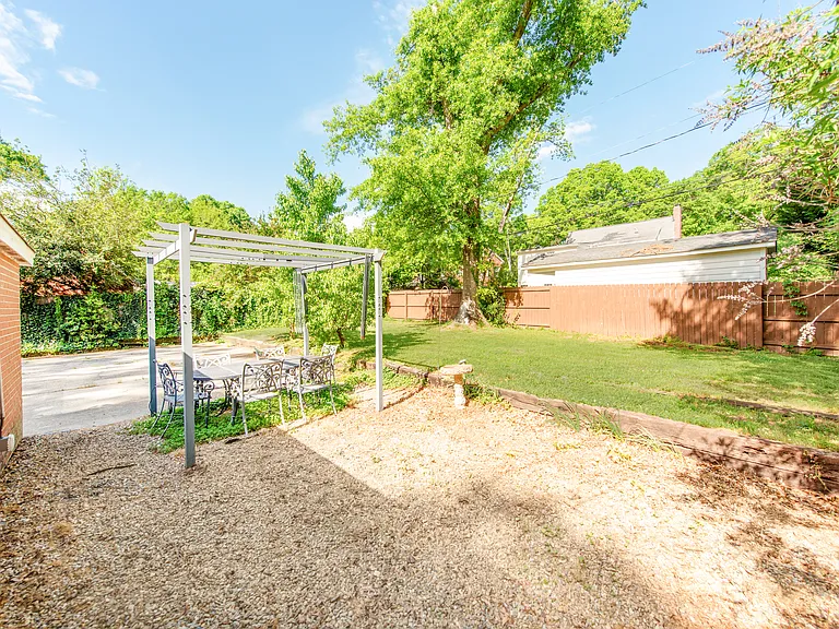 1208 Oakwood Ave — Photo 28