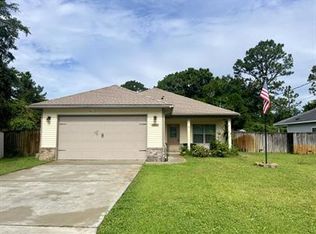 2235 Palo Alto St, Navarre, FL 32566