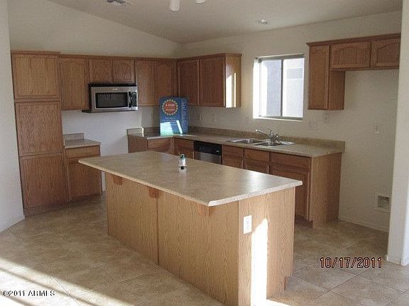4th image of 15204 N B Ct