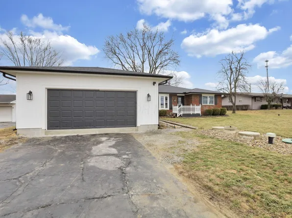 9758 Perrill Rd, Canal Winchester, OH 43110