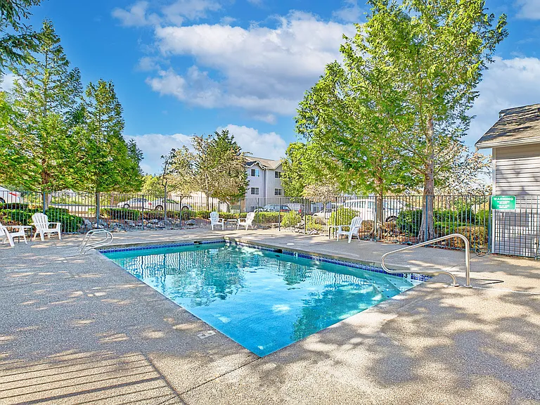 Olympic Pointe Apartments — Photo 6