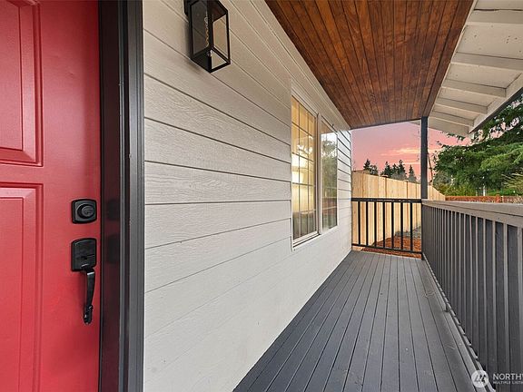4th image of 14311 94th Avenue E