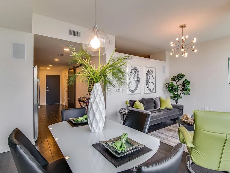 1212 Laurel St #1710 — Photo 16