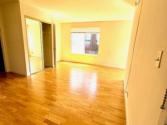 4th image of 2218 Haste St #10970626