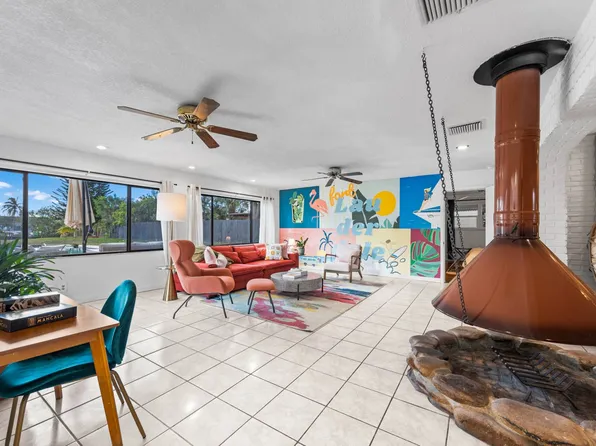 1751 NE 64th St, Fort Lauderdale, FL 33334