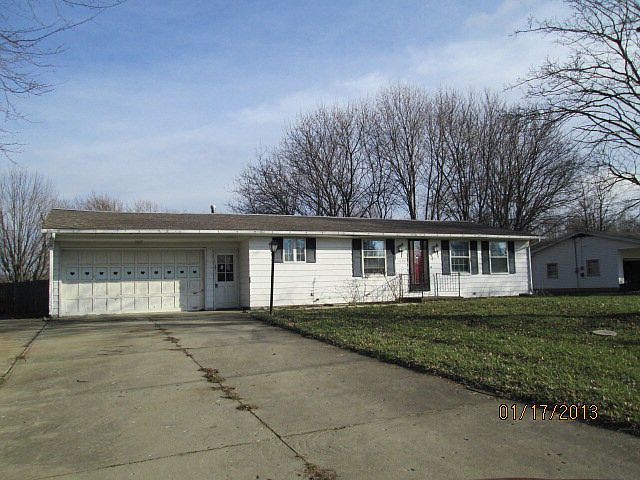 1st image of 1064 Brookdale Dr