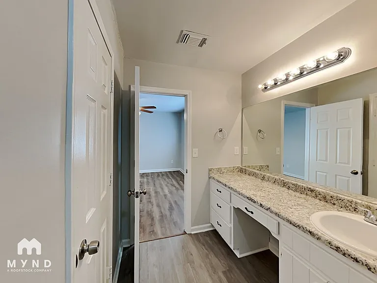 2979 Bayberry Ct — Photo 12