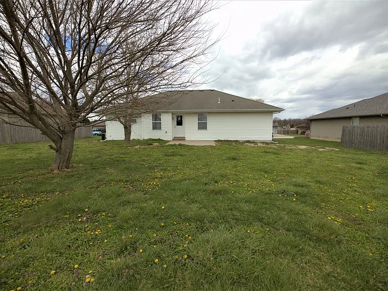 3230 E Jamestown St — Photo 11