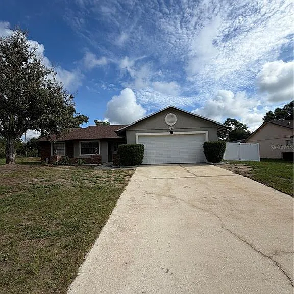 6933 Rembrandt Dr — Photo 4