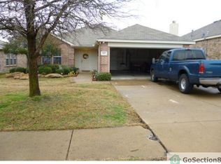 1007 Chatham Ln, Forney, TX 75126