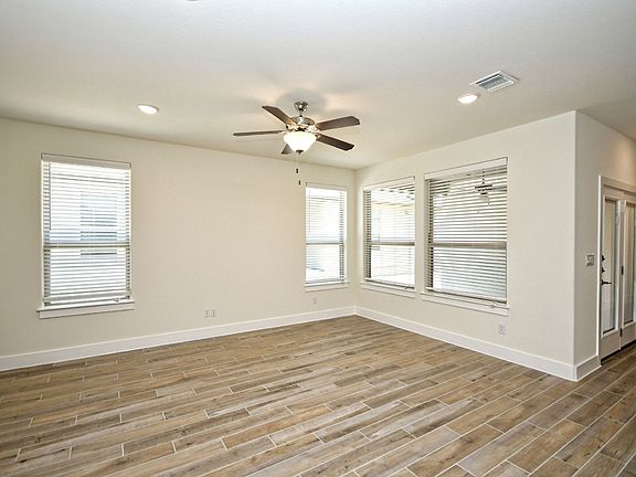 5th image of 408 Parkline Dr