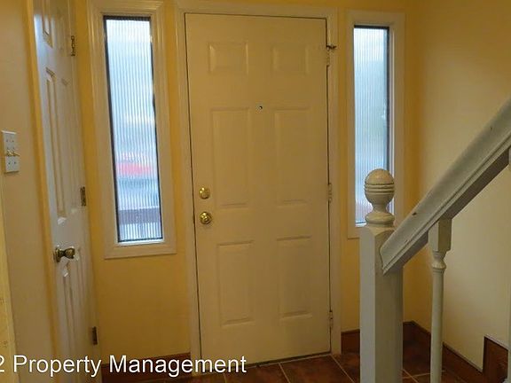 5th image of 1762 Beechwood Cir N