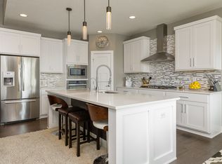 310 NE Brookridge Ct, Waukee, IA 50263