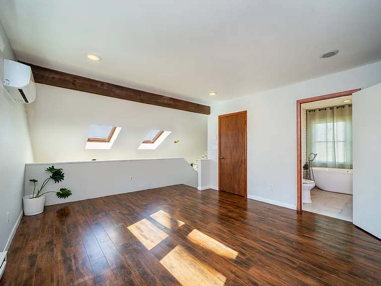 112 Wilderness Dr — Photo 10