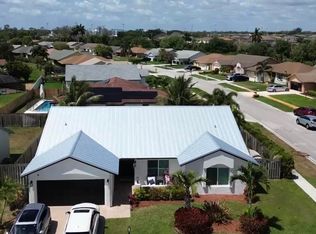 8401 Winnipesaukee Way, Lake Worth, FL 33467