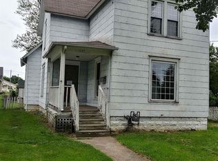 1035 E Hunt St, Adrian, MI 49221