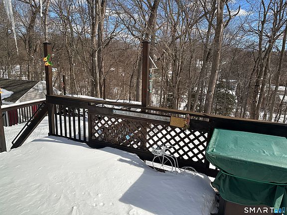 4th image of 33 Sky View Circle