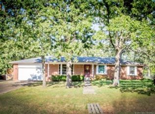 1105 Westland Rd, Sapulpa, OK 74066