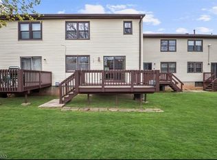 138 Highview Dr, Woodbridge, NJ 07095