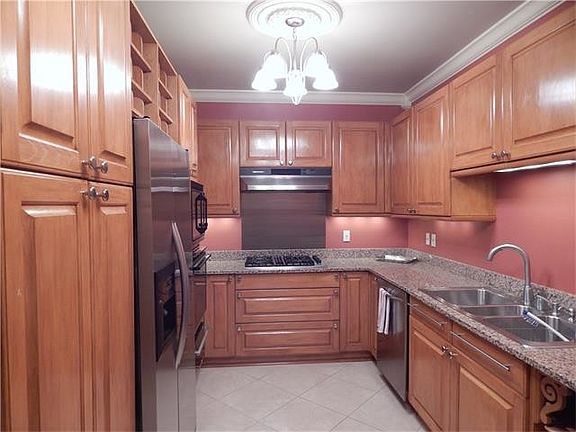 3rd image of 3 Poydras St #6C
