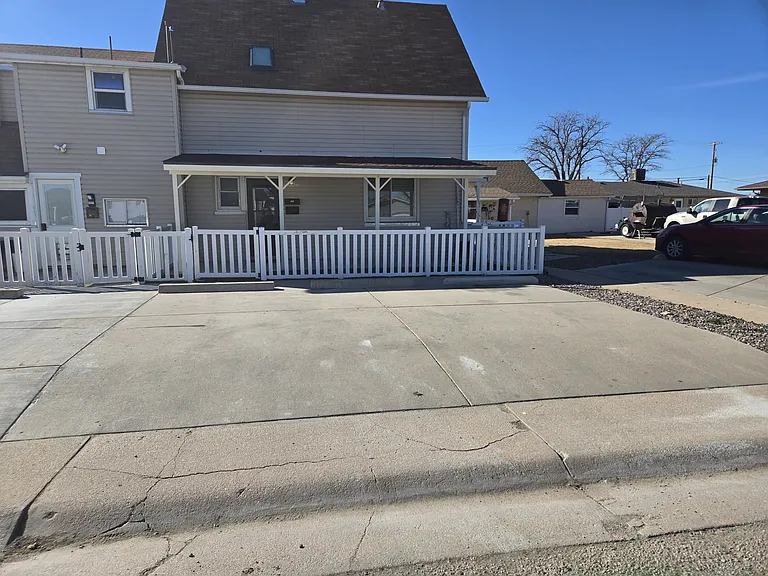 105 Elbow Ct — Photo 22