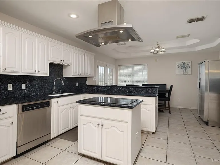 1018 Rio Grande Dr — Photo 10