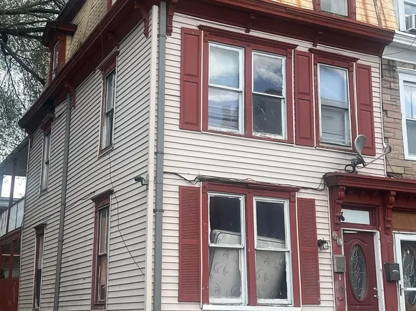 11 Evergreen St, Harrisburg, PA 17104