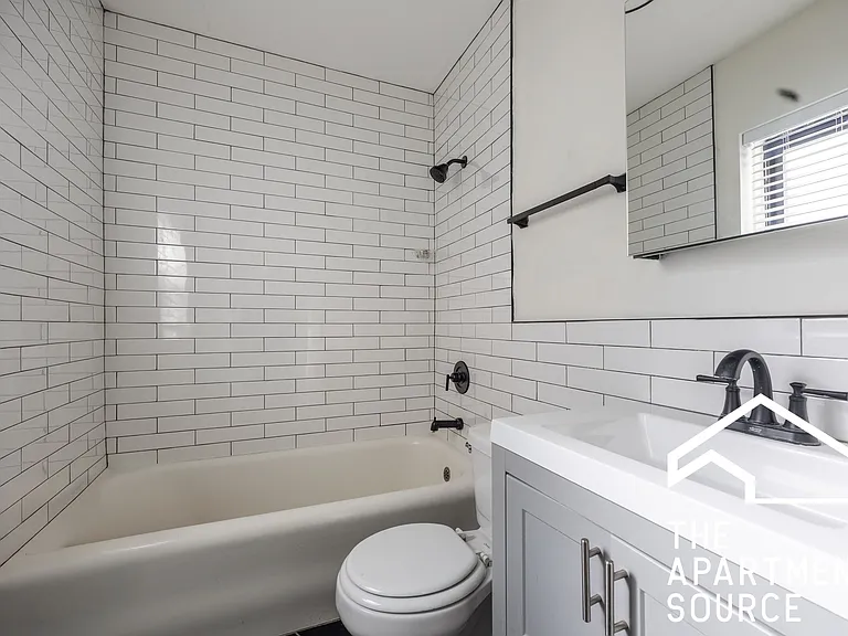 5509 N Lincoln Ave #2S — Photo 6