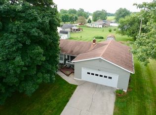 415 E Warfield St, Garrett, IN 46738
