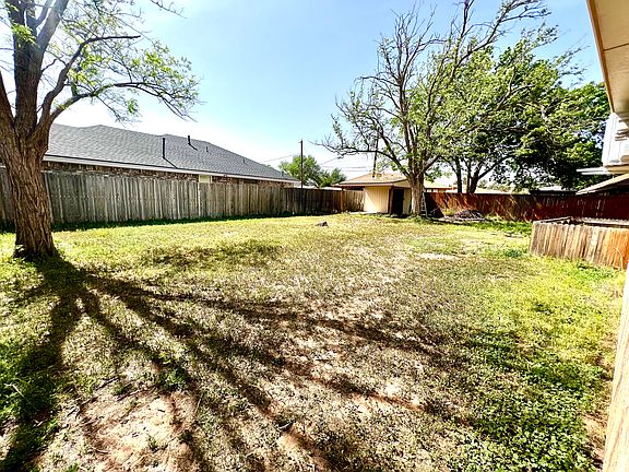 2nd image of 3801 Fairgreen Ct