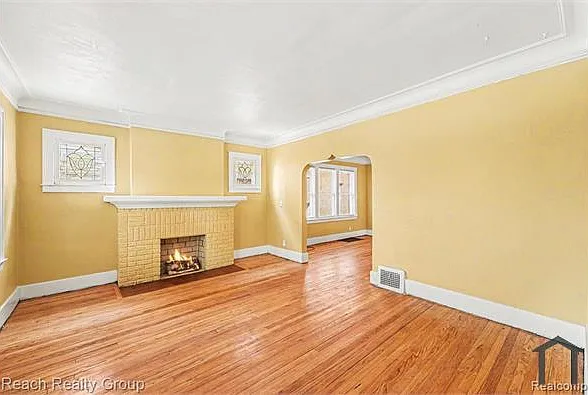 2984 Clements St — Photo 2
