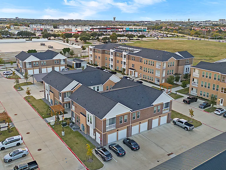 4705 W Spring Creek Pkwy — Photo 34