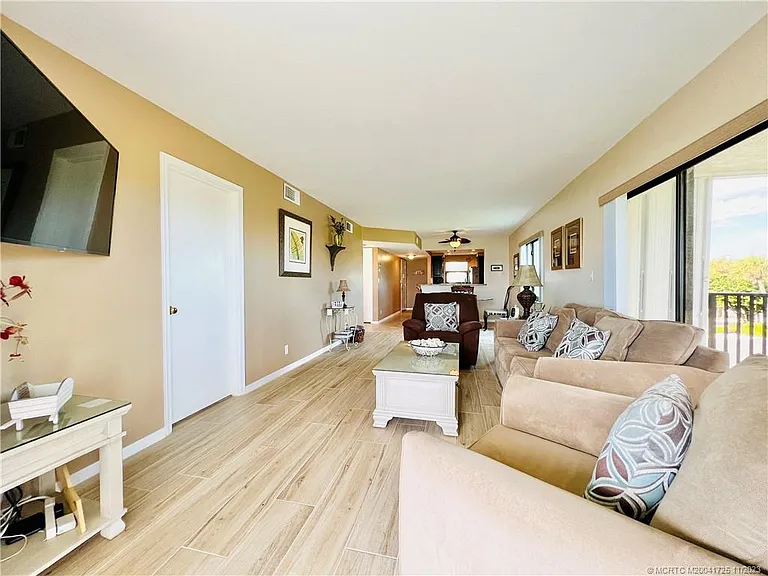 9400 S Ocean Dr #201B — Photo 24