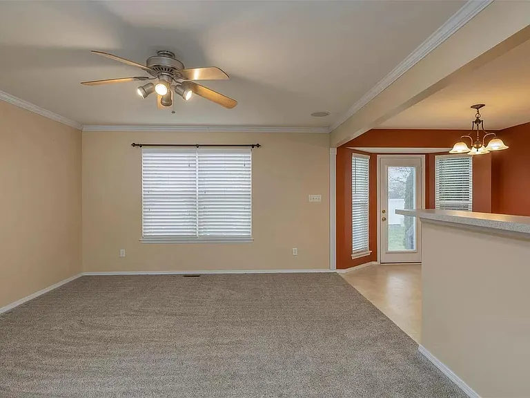 162 Bayhill Village Dr — Photo 5