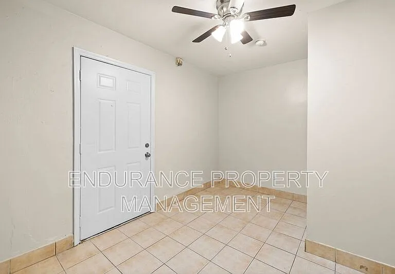 145 W 28th St — Photo 14