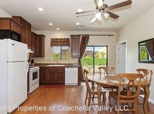 2550 Via Escuela Rd #2, Palm Springs, CA 92262