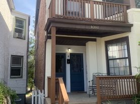 1016 Tamm Ave