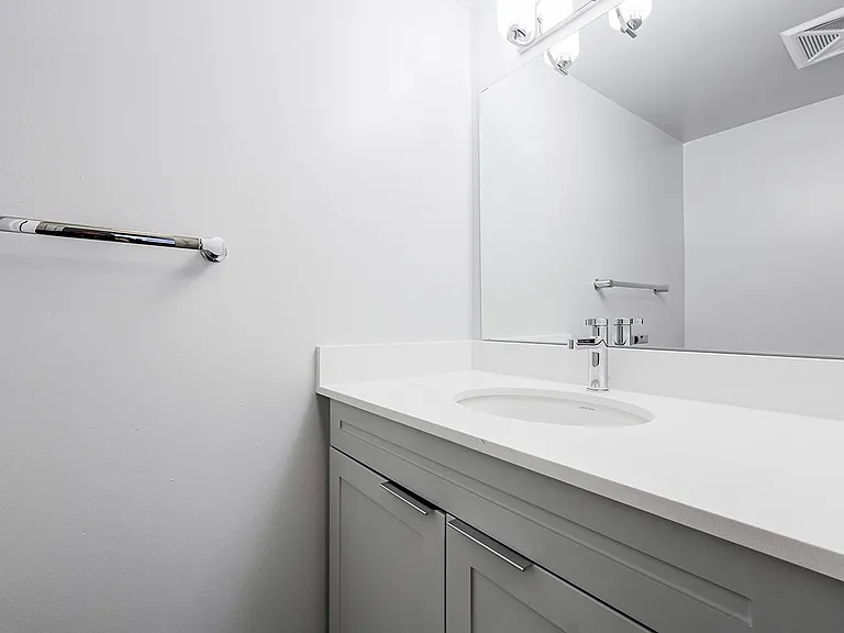 75 Eastdale Ave — Photo 27