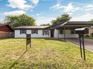 300 Salem Dr, Everman, TX 76140