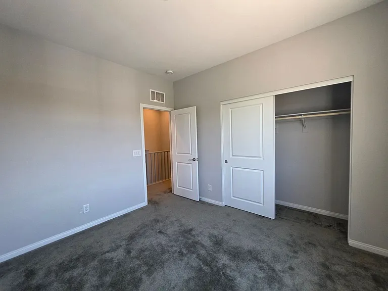 9852 Fisher Bay Ct — Photo 23