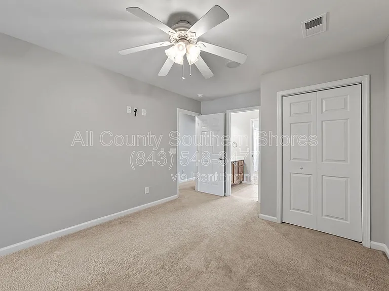 264 Viareggio Rd — Photo 25
