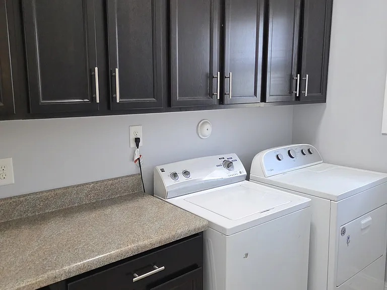 4016 Stretton Ave — Photo 8
