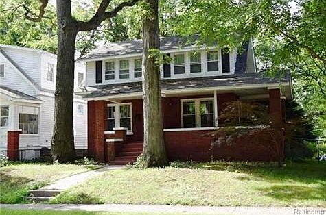 1st image of 717 W Farnum Ave