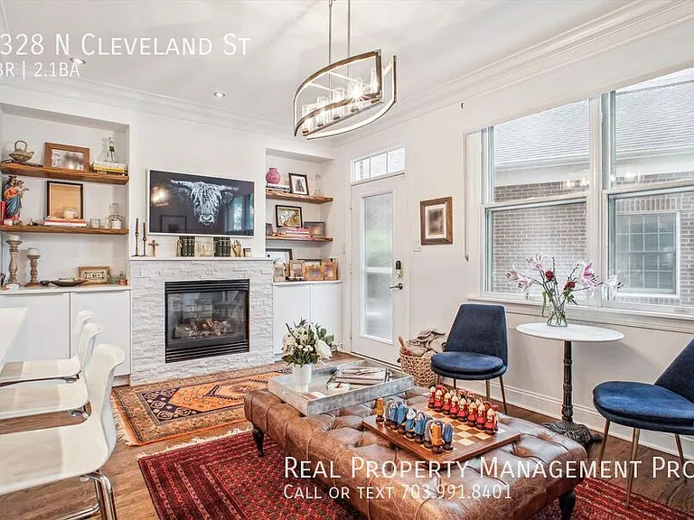 1328 N Cleveland St — Photo 14