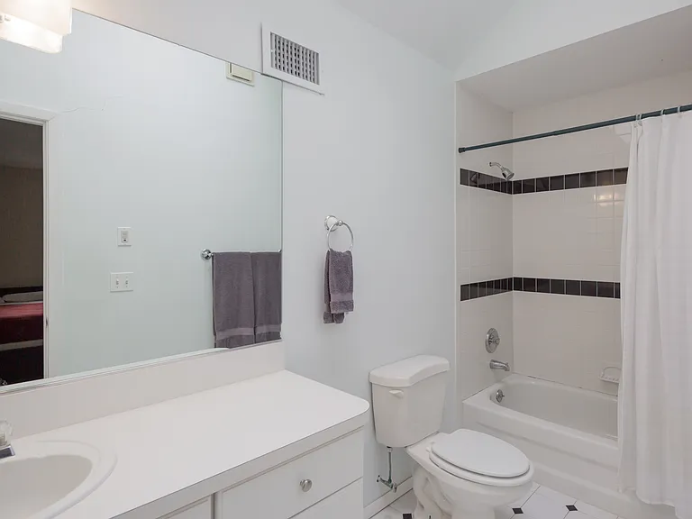 1 Mountain Laurel Ln — Photo 16
