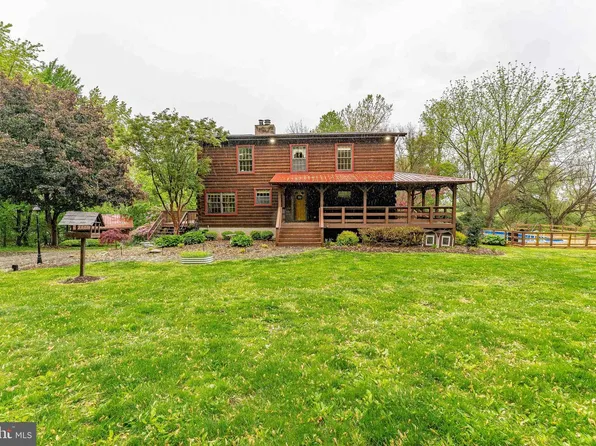 1821 W Strasburg Rd, West Chester, PA 19382