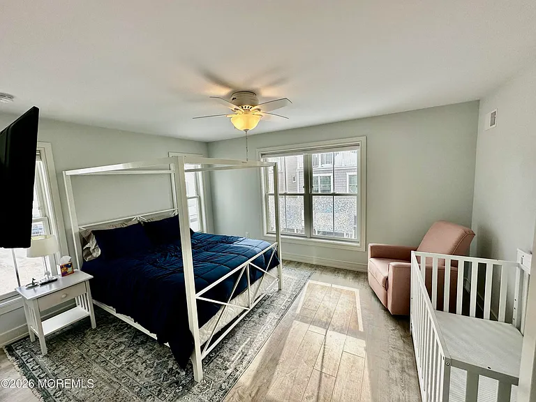 235 Sherman Ave — Photo 18