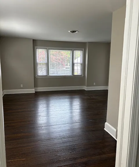 229 N Ivy Ave — Photo 5